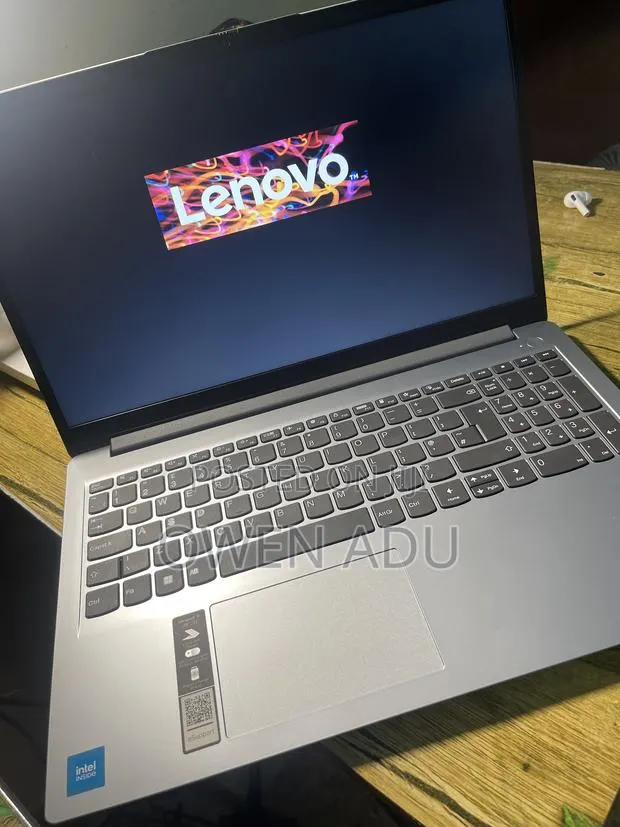 New Laptop Lenovo IdeaPad 1 8GB Intel Celeron HDD 256GB · Photo 1
