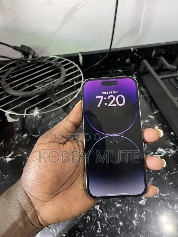 Apple iPhone 14 Pro 256 GB Purple · Photo 1