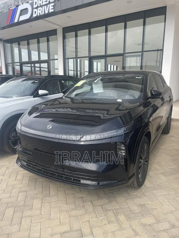 New Aeolus L8 185KM Dream Edition 2025 Silver · Photo 1