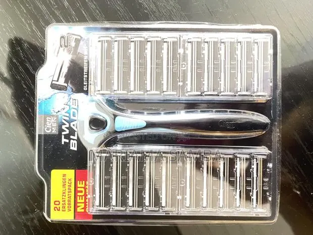 Razor Blade · Photo 1