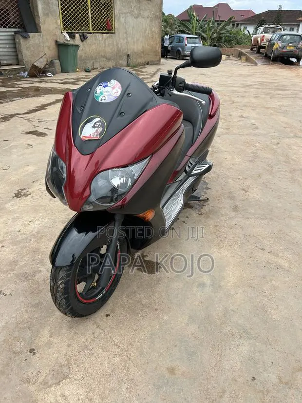Honda Forza 2010 · Photo 1