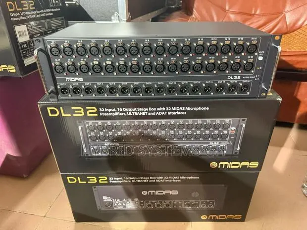 Midas Stage Box DL32 · Photo 1