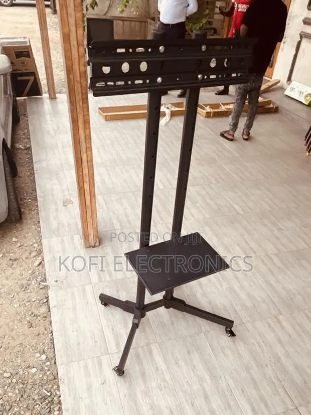 Glamorous Professional Look: The Sturdy Commercial Tv Trolley · Photo 1