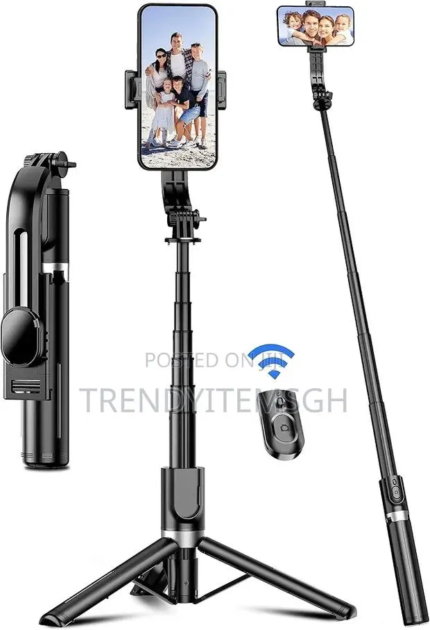 Wireless Selfie Stick With Remote Control · Photo 1