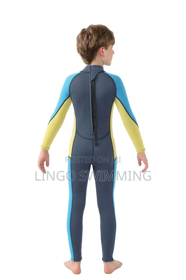 Swim Wetsuit ( for Cold Weather) Kids · Photo 1