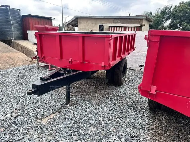 Trailer Tipping · Photo 1