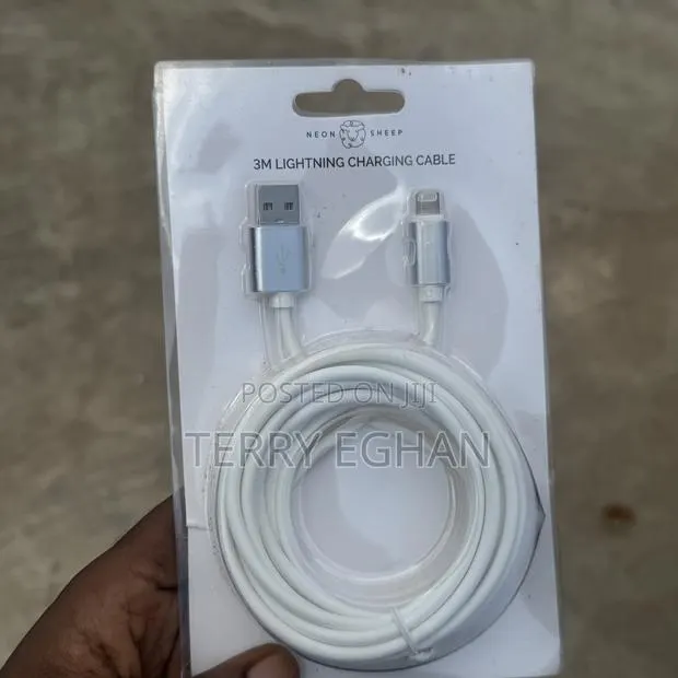 iPhone Lighting Cable(USB) 3meters · Photo 1