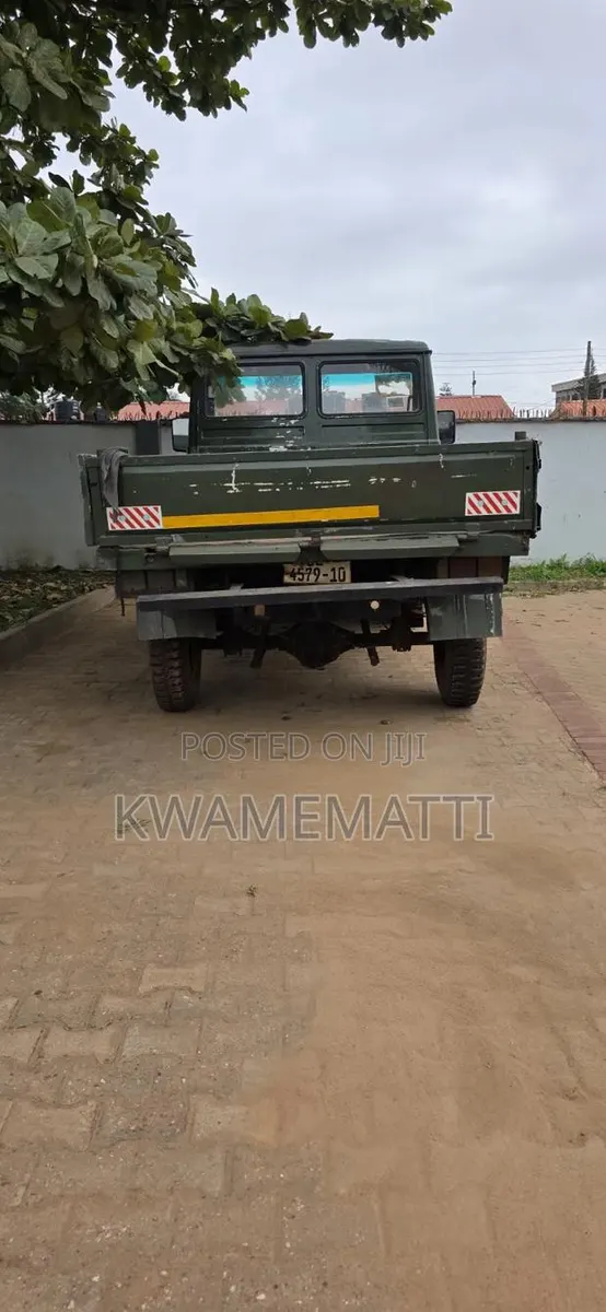 Farm Truck · Photo 1