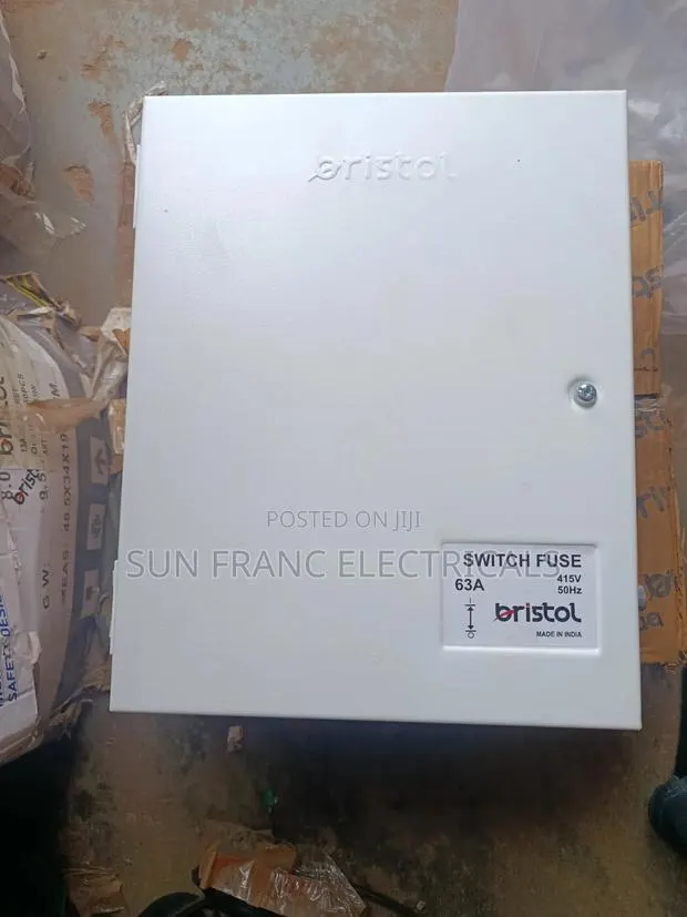 63A TPN Fuse Switch · Photo 1
