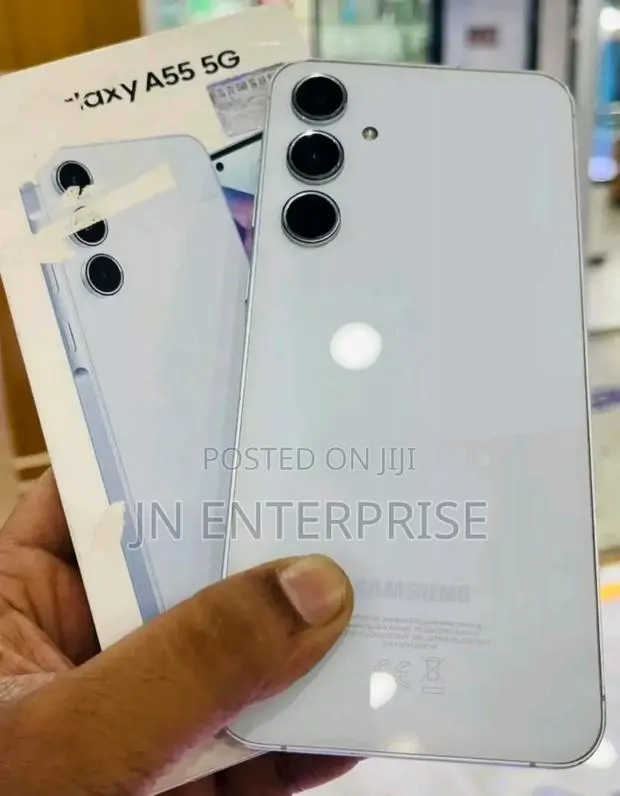 New Samsung Galaxy A55 128 GB White · Photo 1
