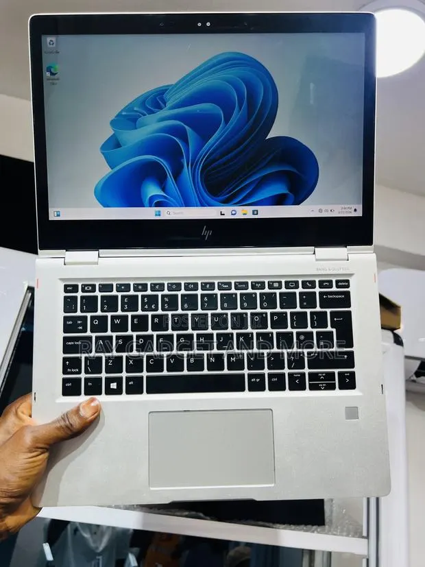 Laptop HP EliteBook X360 1030 G2 8GB Intel Core i5 SSD 256GB · Photo 1