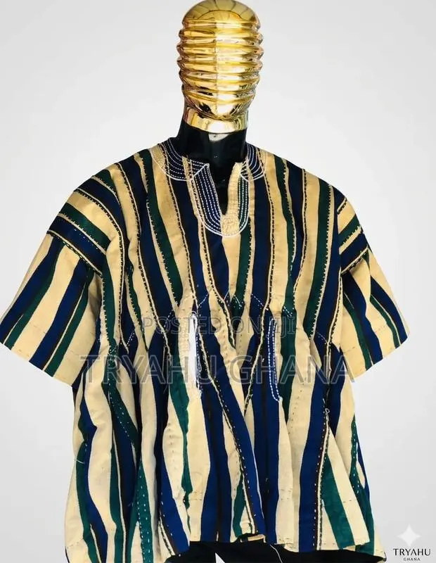 Order Quality Smocks Fugu – Cultural Wear in Ghana at Tryahu Smocks · Photo 1