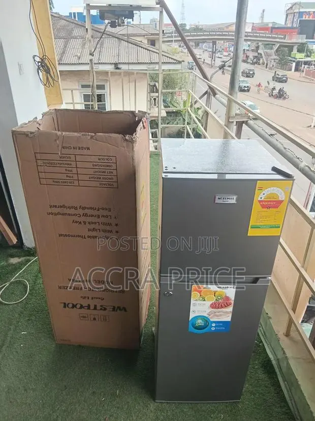 Westpool Eco-Friendly Double Door Fridge – Grey · Photo 1