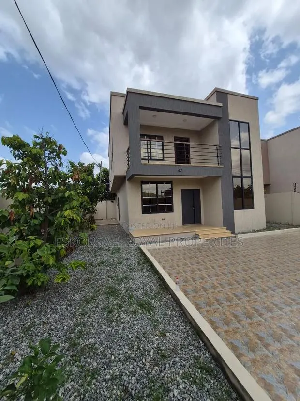4bdrm House in Amasaman, Pokuase for sale · Photo 1