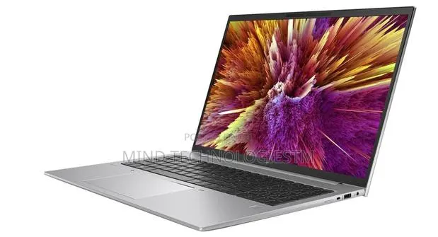 New Laptop HP ZBook Firefly 16 G10 16GB Intel Core i5 SSD 256GB · Photo 5
