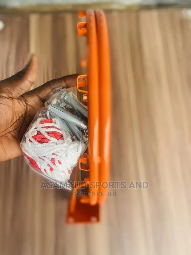 Basketball Hoop at Cool Price · Photo 1