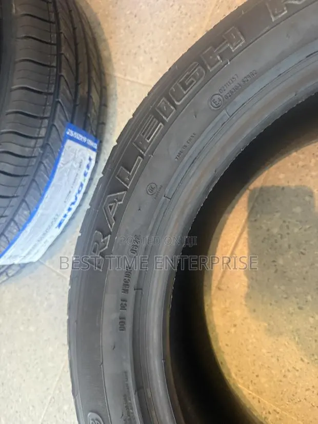 235/55 R19 Rydanz Brand New Tyres Available Now · Photo 1
