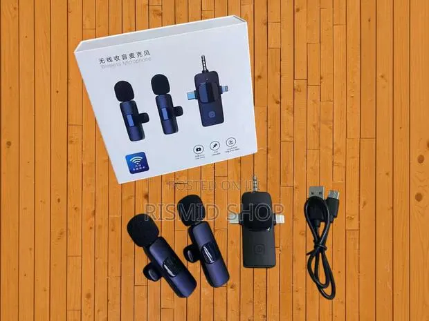 3-in-1 Dual-Purpose Wireless Microphone · Photo 1