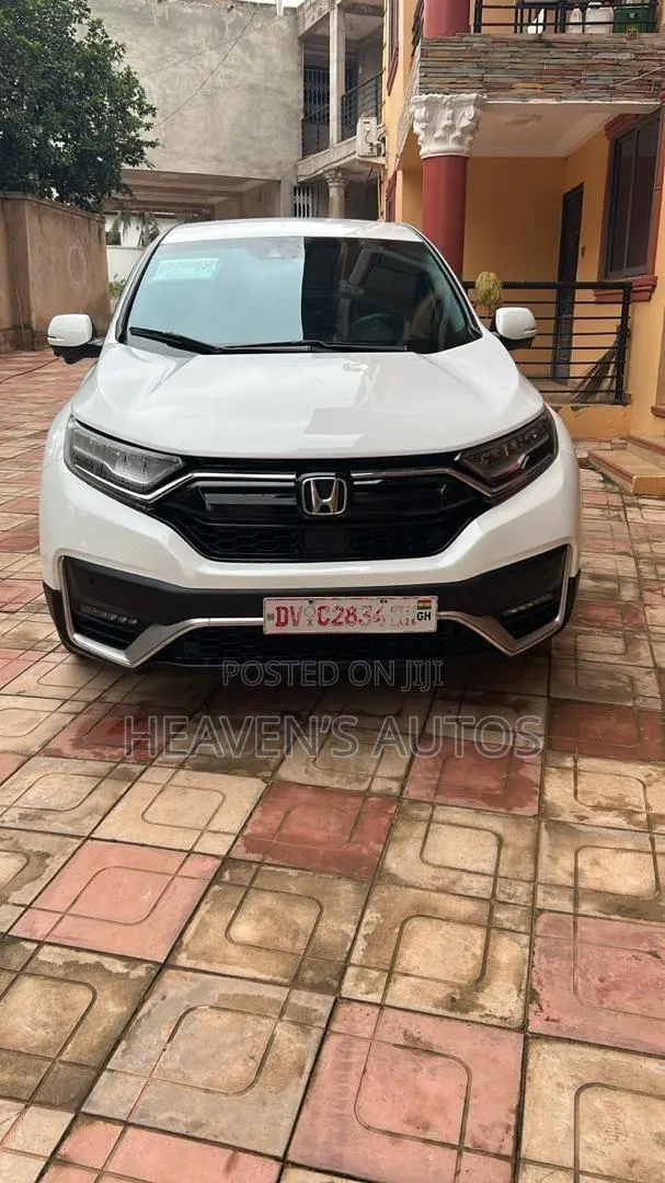 Honda CR-V 2022 White · Photo 1