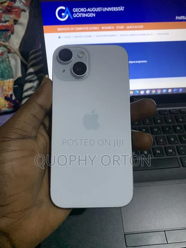 Apple iPhone 15 128 GB Blue · Photo 1