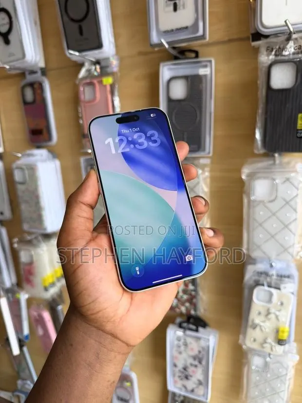 Apple iPhone 17 Pro Max 512 GB Silver · Photo 1