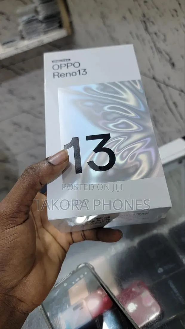 New Oppo Reno13 5G 256 GB Black · Photo 1