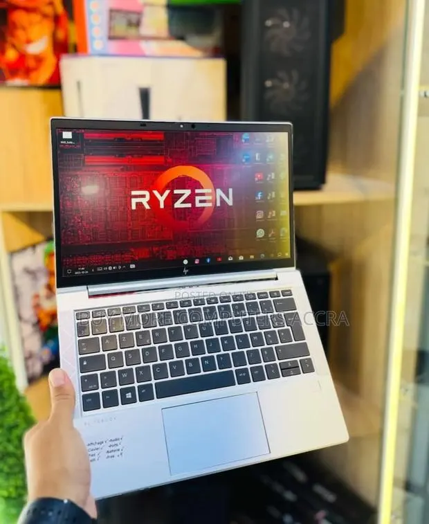Laptop HP EliteBook 835 G7 8GB AMD Ryzen 5 SSD 256GB · Photo 1