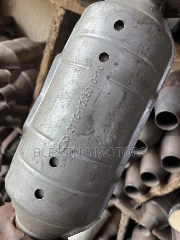Catalyst Converter From Hyundai Cars · Photo 1