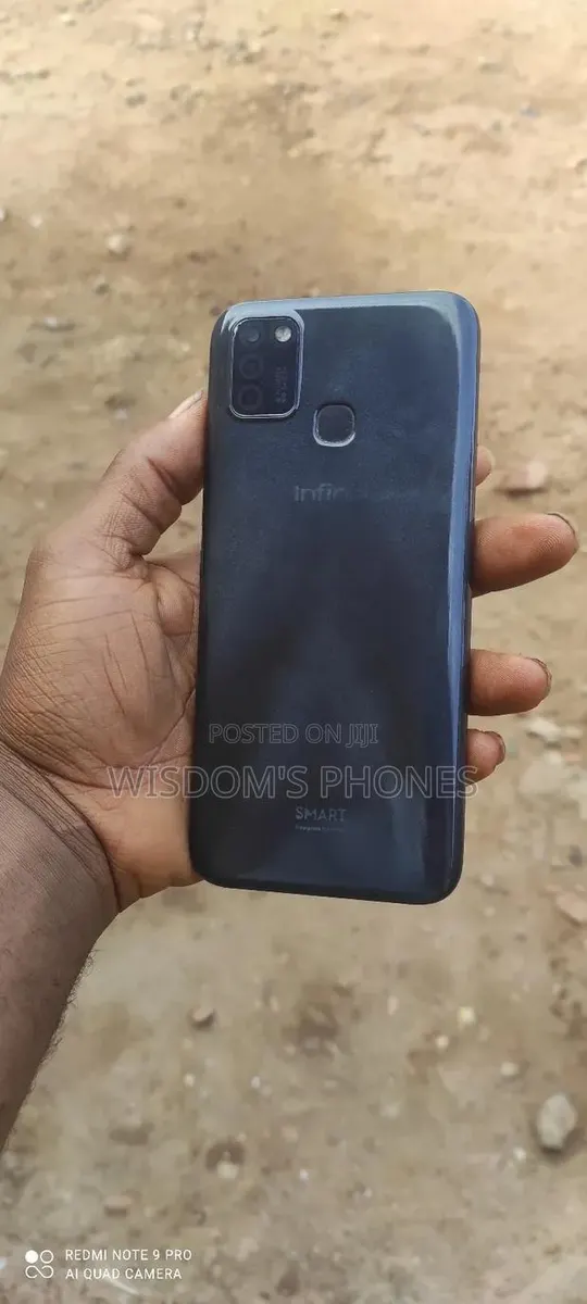 Infinix Smart 5 4G (X657C) 32 GB Black · Photo 1