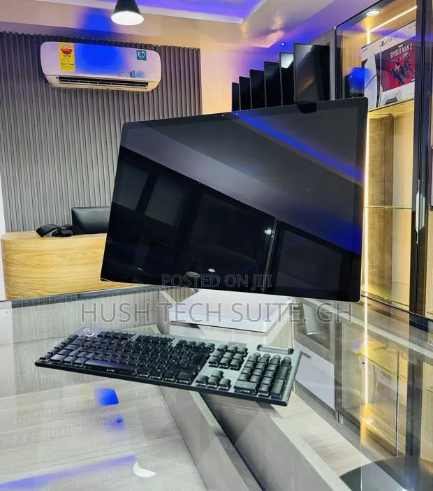 Desktop Computer Microsoft Surface Studio 2 32GB Intel Core i7 SSD 1T · Photo 1