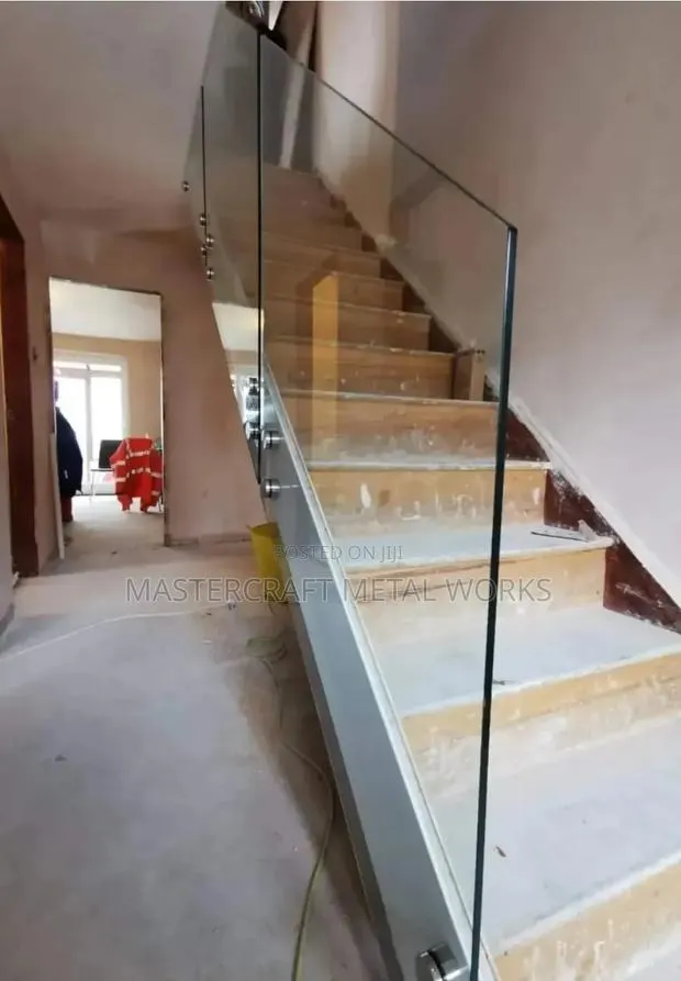 Glass Balustrade · Photo 2