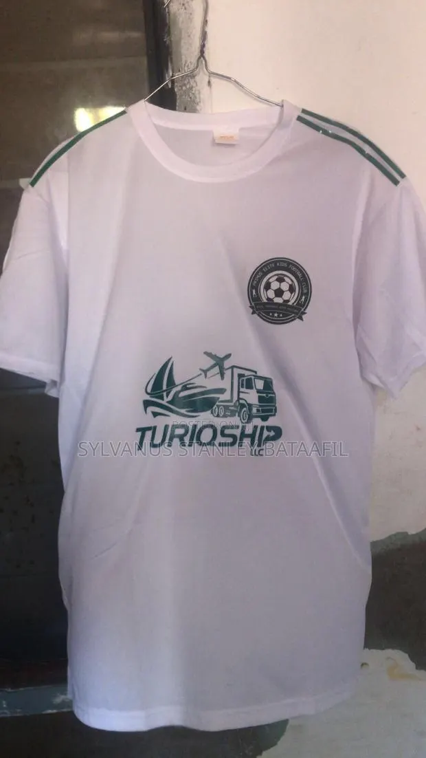 T Shirt Printing and Embroidery · Photo 1
