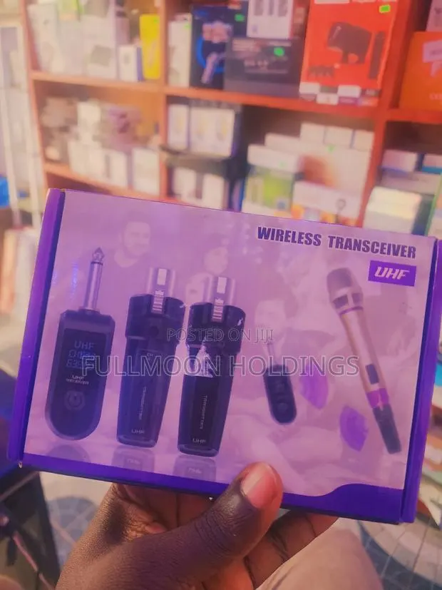 Wireless Microphone System Wireless XLR for Dynamic Microphone, Mixe · Photo 1