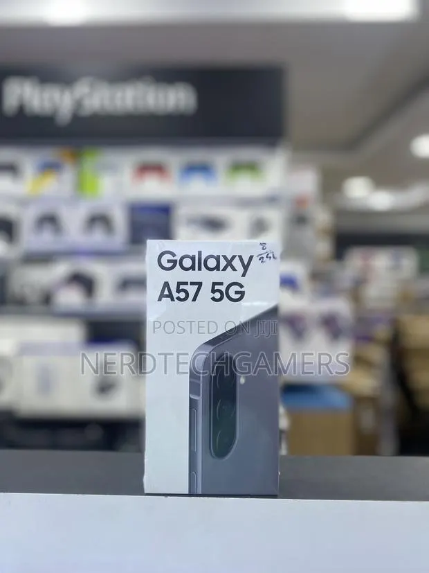 New Samsung Galaxy A57 256 GB Gray · Photo 1