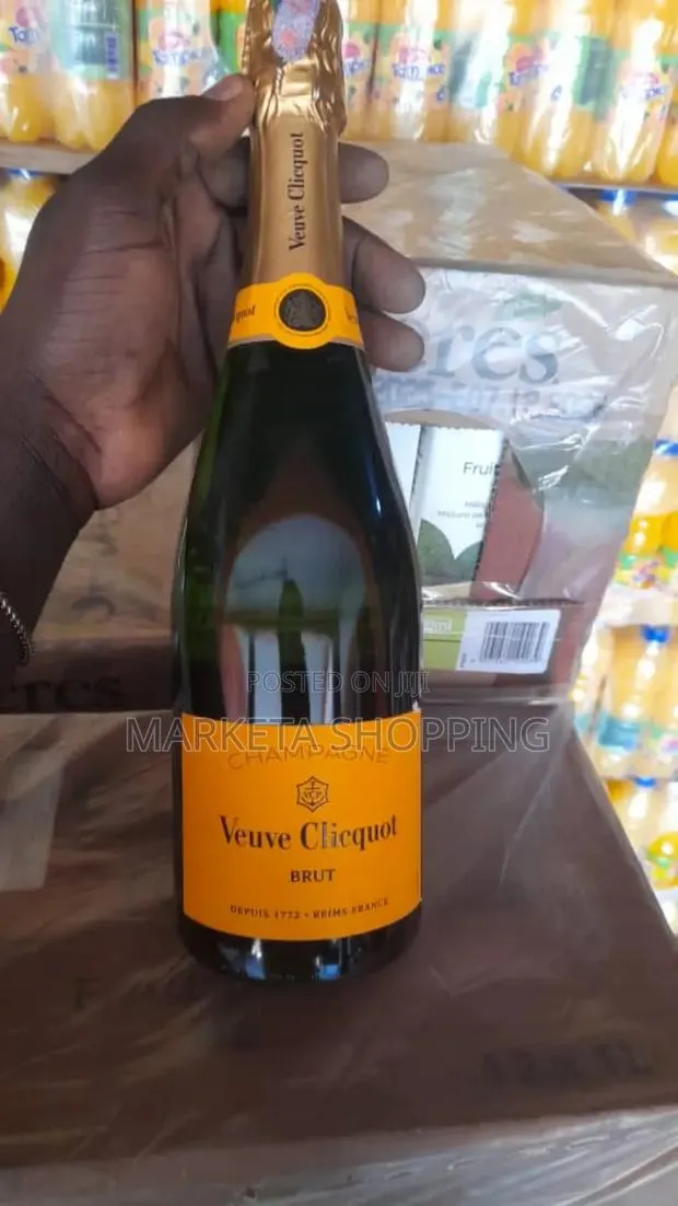 Veuve Cliquot Brut 750ml · Photo 1