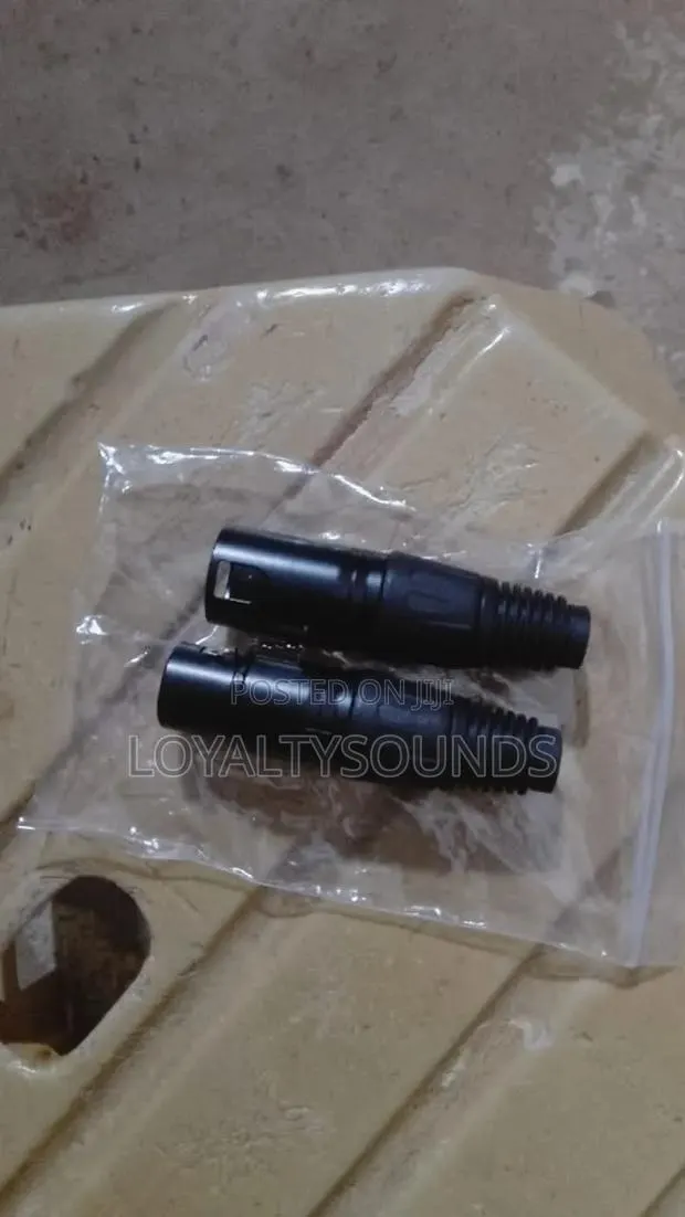 Female to Male XLR Connectors . 1pair · Photo 1