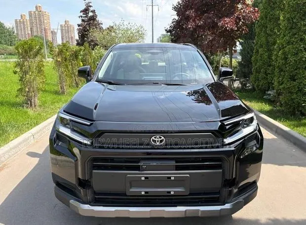 New Toyota RAV4 2026 Black · Photo 1
