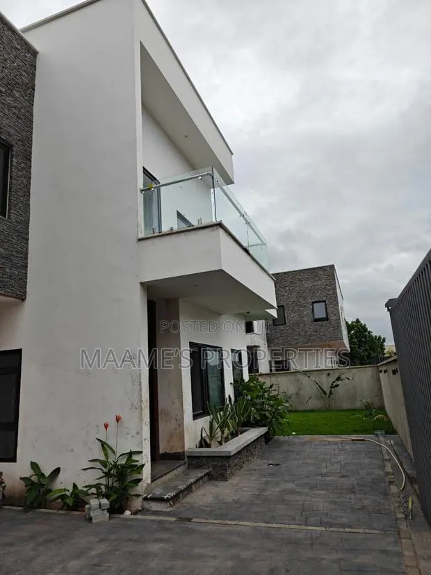 4bdrm Duplex in Tantra Hills for sale · Photo 1