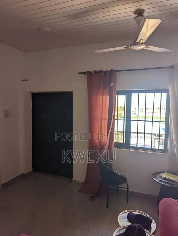 1bdrm Apartment in Estate Agency, Baatsona Total for rent · Photo 1