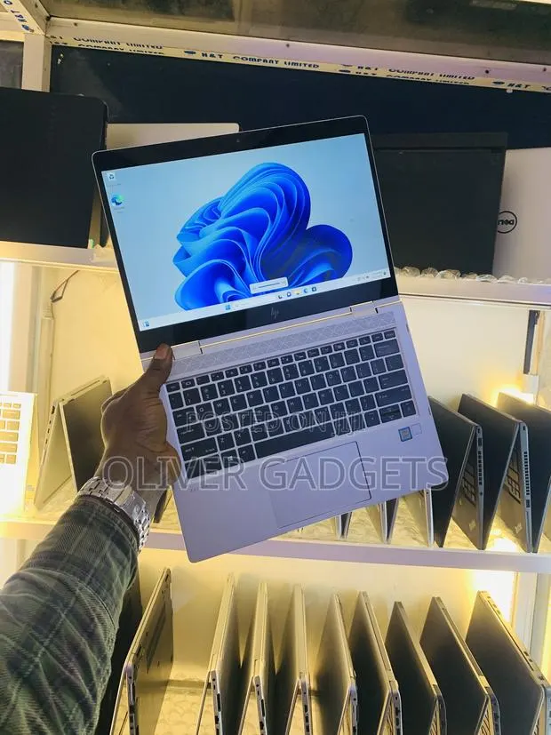 Laptop HP EliteBook x360 830 G6 16GB Intel Core i5 SSD 256GB · Photo 1