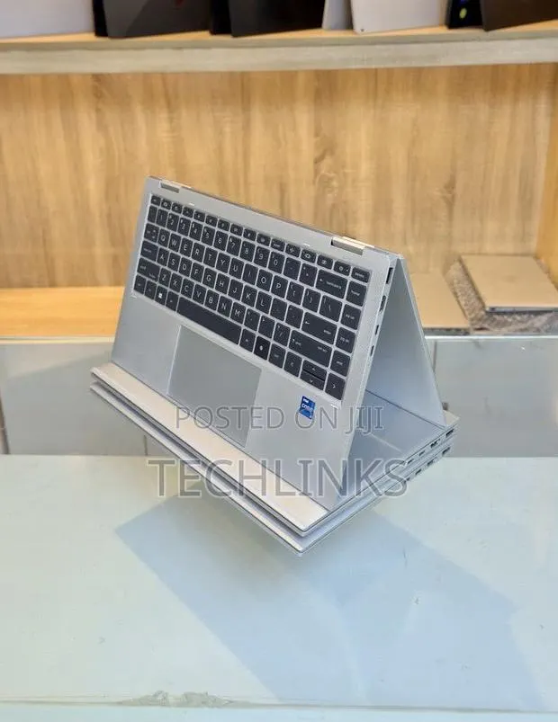 Laptop HP EliteBook 1040 G8 32GB Intel Core i7 SSD 512GB · Photo 1