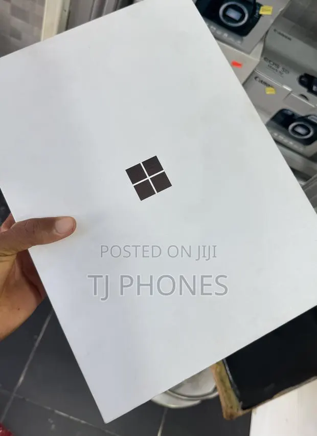New Microsoft Surface Laptop 8 16GB Qualcomm Snapdragon X Plus 512GB · Photo 1