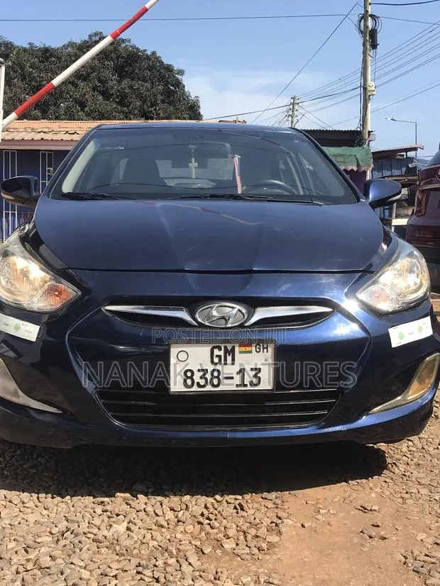Hyundai Accent GLS 2013 Blue · Photo 1