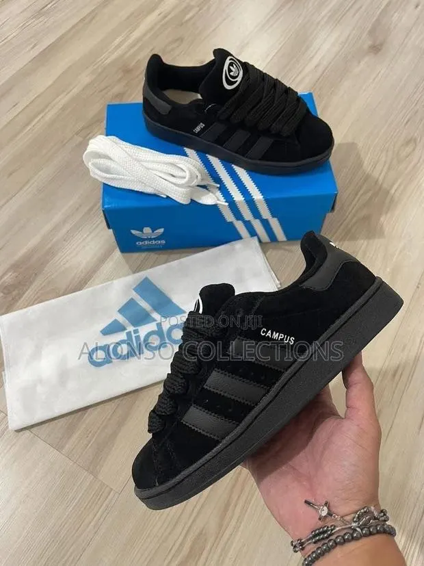 Campus Og All Black · Photo 1