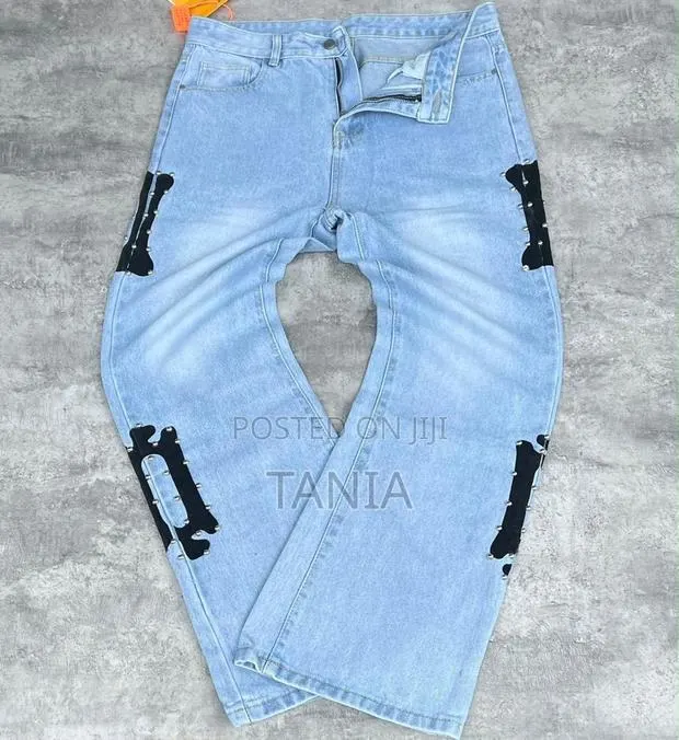 Baggie Jeans Available · Photo 1