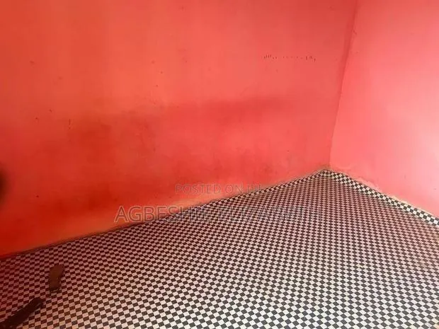Studio Apartment in Chamber And Hall, Weija for rent · Photo 1
