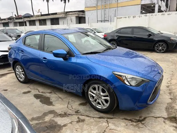 Toyota Yaris iA 1.5 FWD 2017 Blue · Photo 1