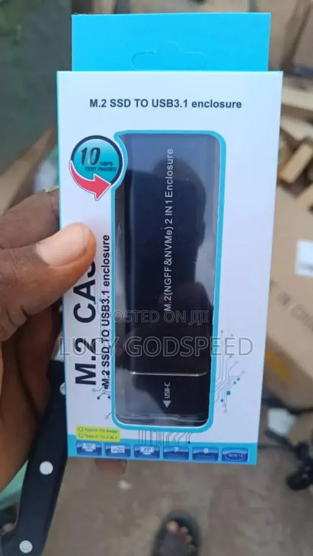 M.2 SSD To USB 3.1 Enclosure · Photo 1
