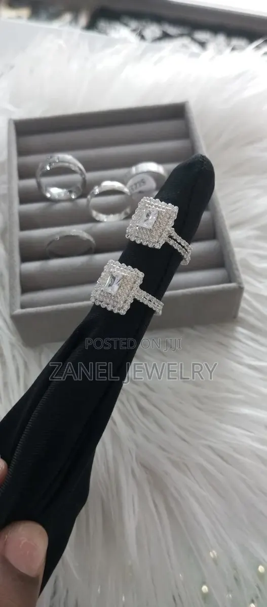 Authentic Silver Wedding Rings · Photo 1