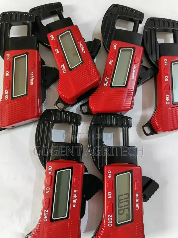 Irrigation Hose Digital Thickness Gauge · Photo 2